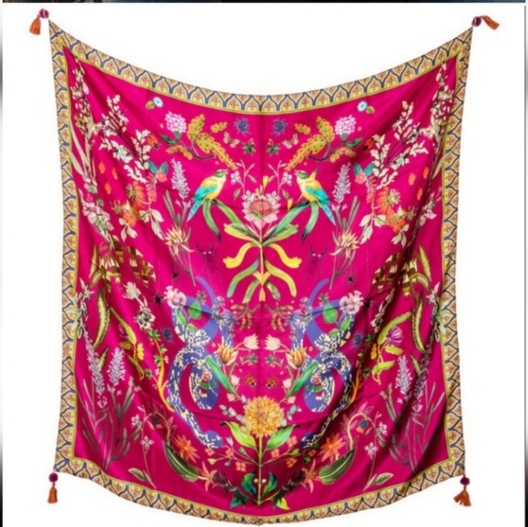 ๐๐ Vismaya Collection Scarf in Hot Pink Collage Of Pinks With Tassels - Picture 4 of 10